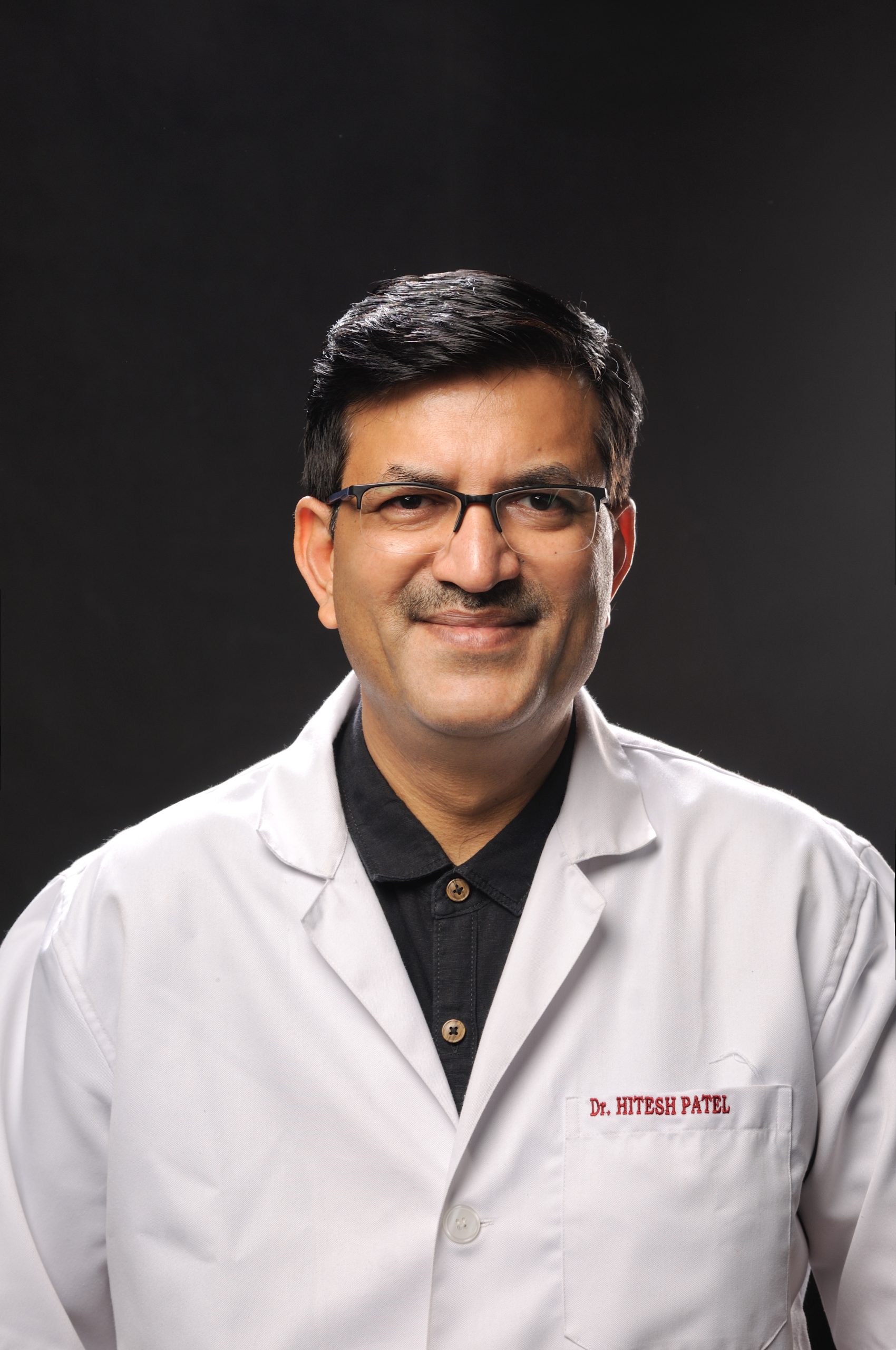 Dr. Hitesh Patel, Gynecologist & Laparoscopic Surgeon, Harsh Hospital Himatnagar